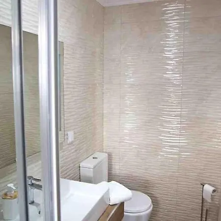 Waters House ペニシェ